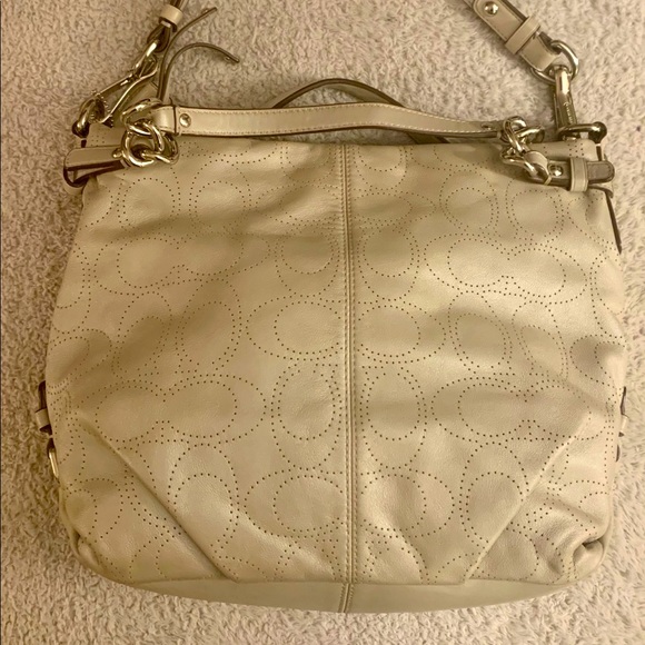 Coach Leather Logo Shoulder Bag in Pearled grey - Picture 3 of 16